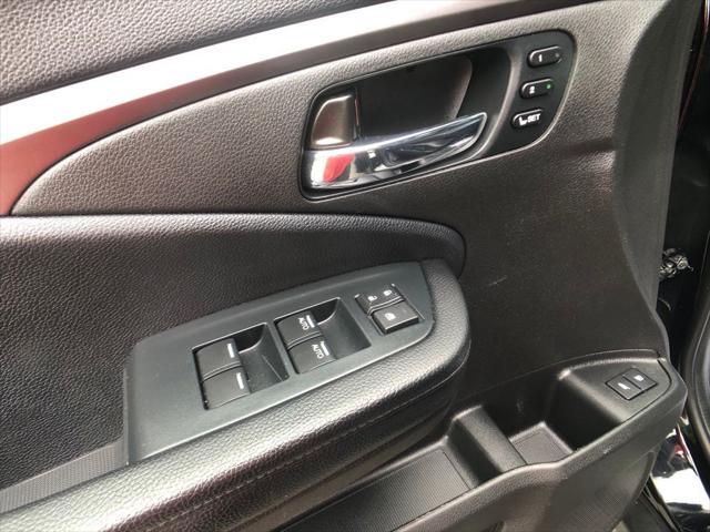 used 2022 Honda Pilot car, priced at $33,353
