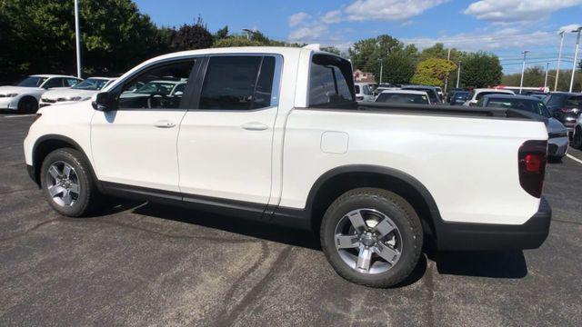 new 2025 Honda Ridgeline car, priced at $44,885