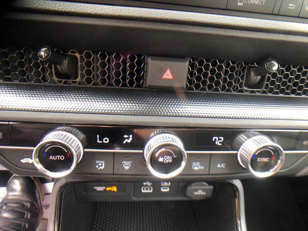 used 2024 Honda CR-V car, priced at $31,000