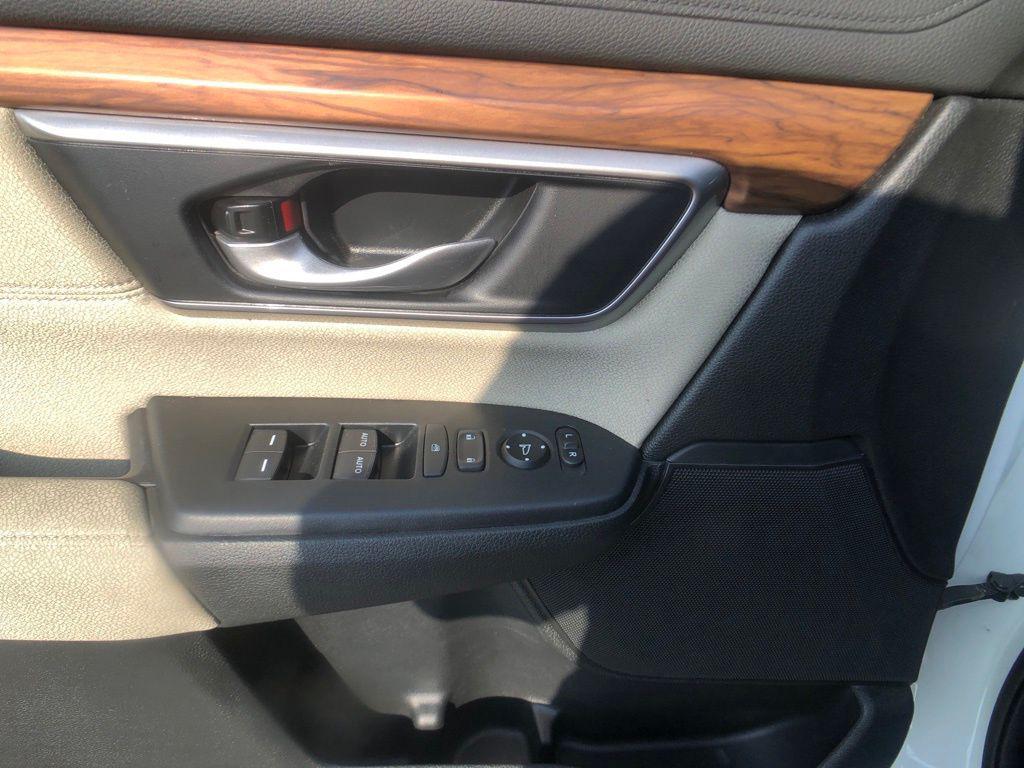 used 2022 Honda CR-V car, priced at $27,999