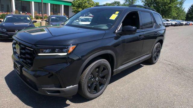 new 2025 Honda Pilot car, priced at $56,030