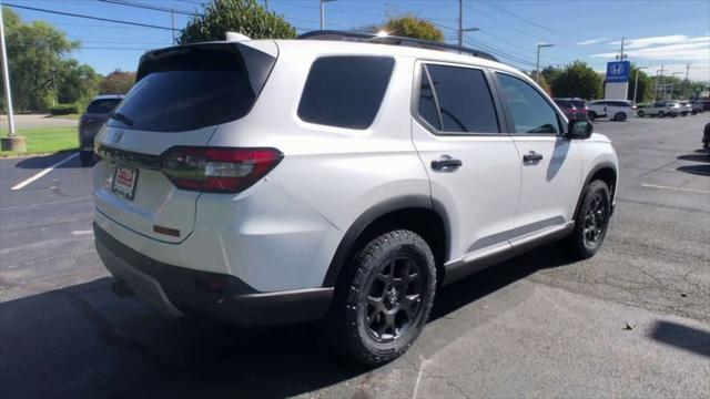 new 2025 Honda Pilot car, priced at $51,305