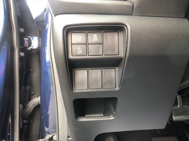 used 2017 Honda CR-V car, priced at $19,999
