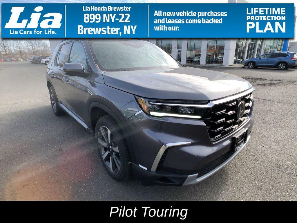 new 2025 Honda Pilot car, priced at $51,095