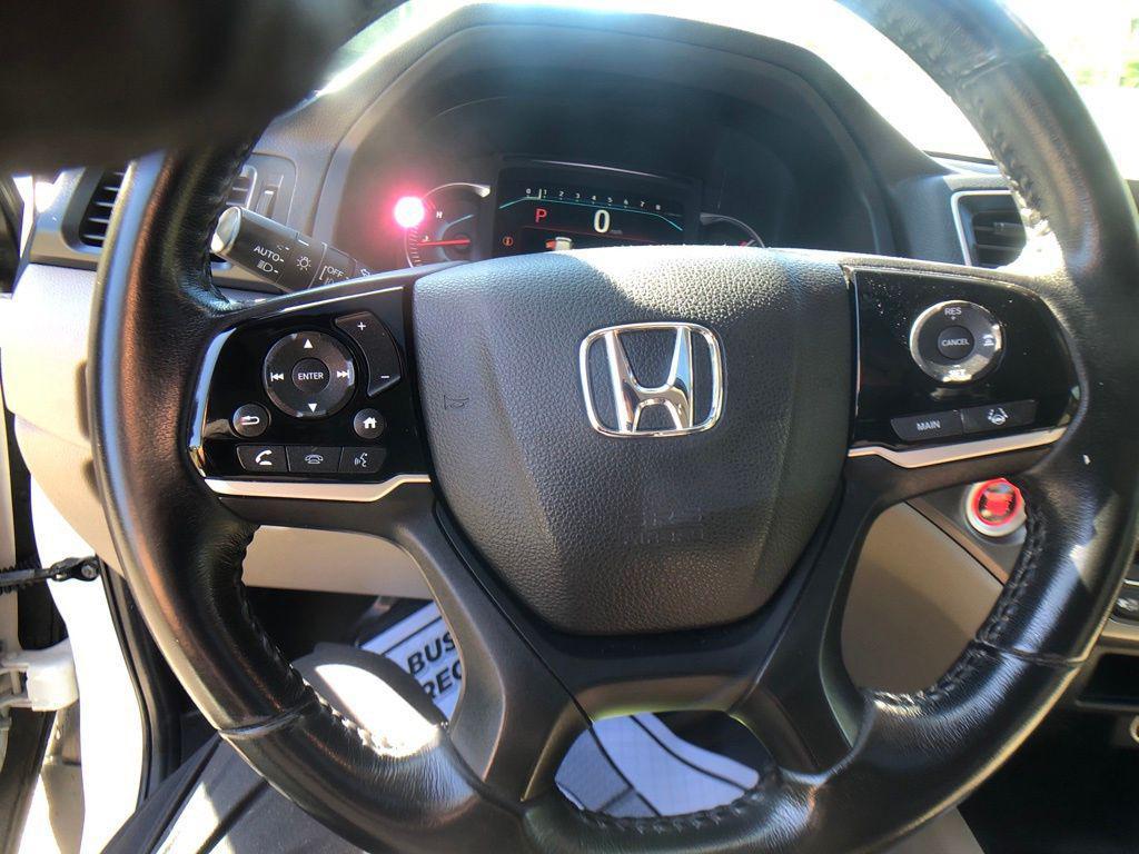 used 2022 Honda Pilot car, priced at $33,324