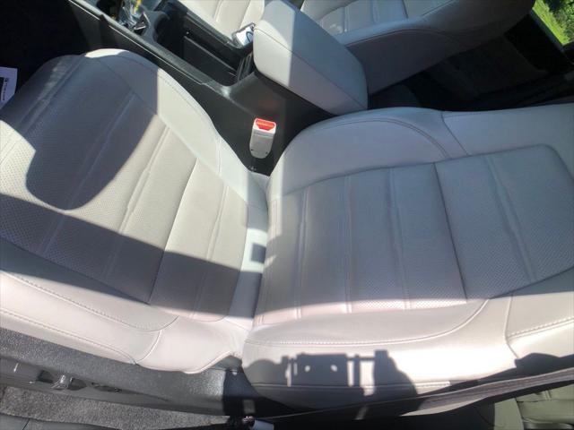 used 2022 Honda CR-V car, priced at $27,237