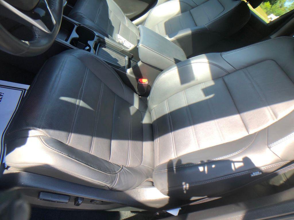 used 2022 Honda CR-V car, priced at $28,554