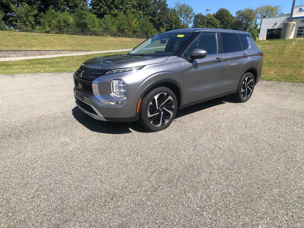 used 2022 Mitsubishi Outlander car, priced at $23,658