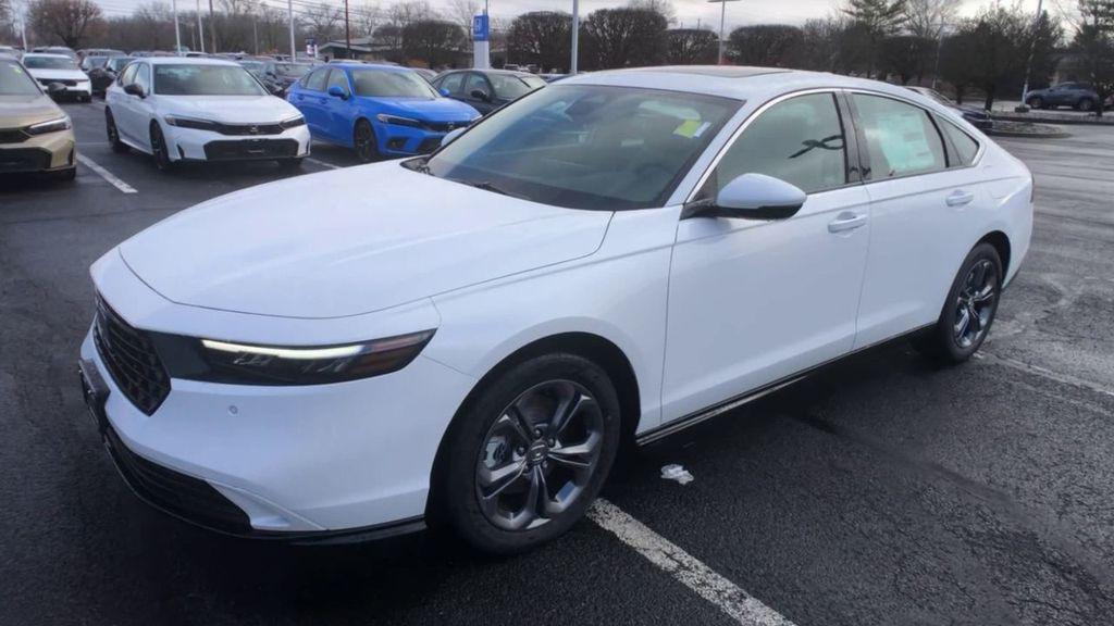 new 2025 Honda Accord Hybrid car, priced at $36,545