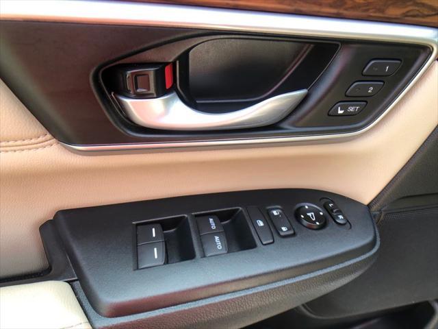 used 2020 Honda CR-V car, priced at $28,317