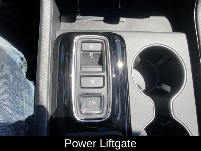 used 2025 Honda Pilot car, priced at $49,870