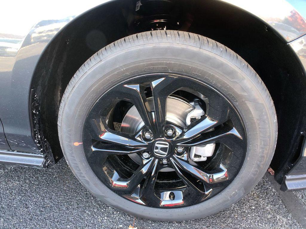 new 2025 Honda Accord car, priced at $31,710