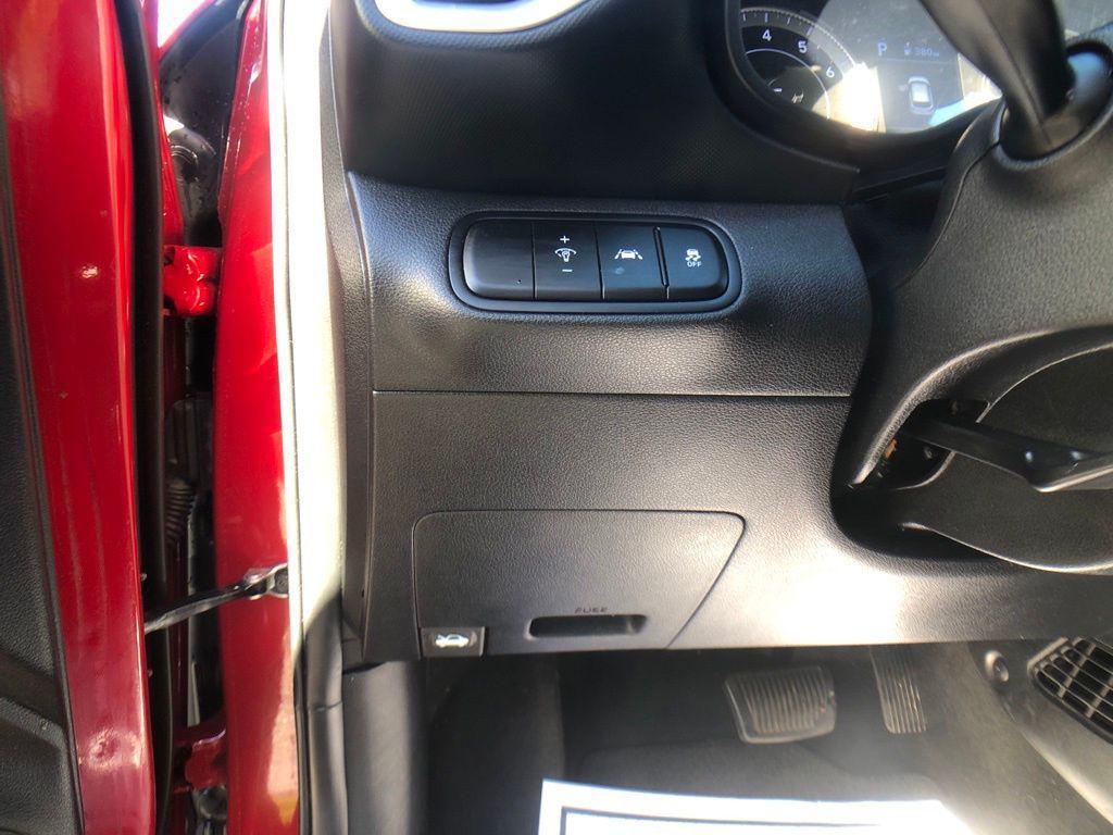 used 2021 Hyundai Venue car, priced at $15,809