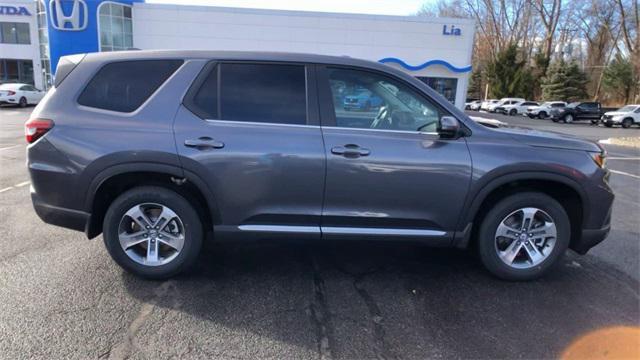 new 2025 Honda Pilot car, priced at $46,995