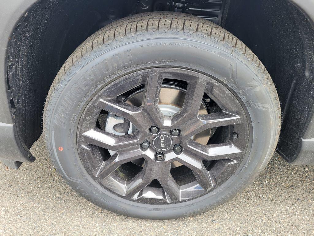 new 2025 Honda Pilot car, priced at $52,950
