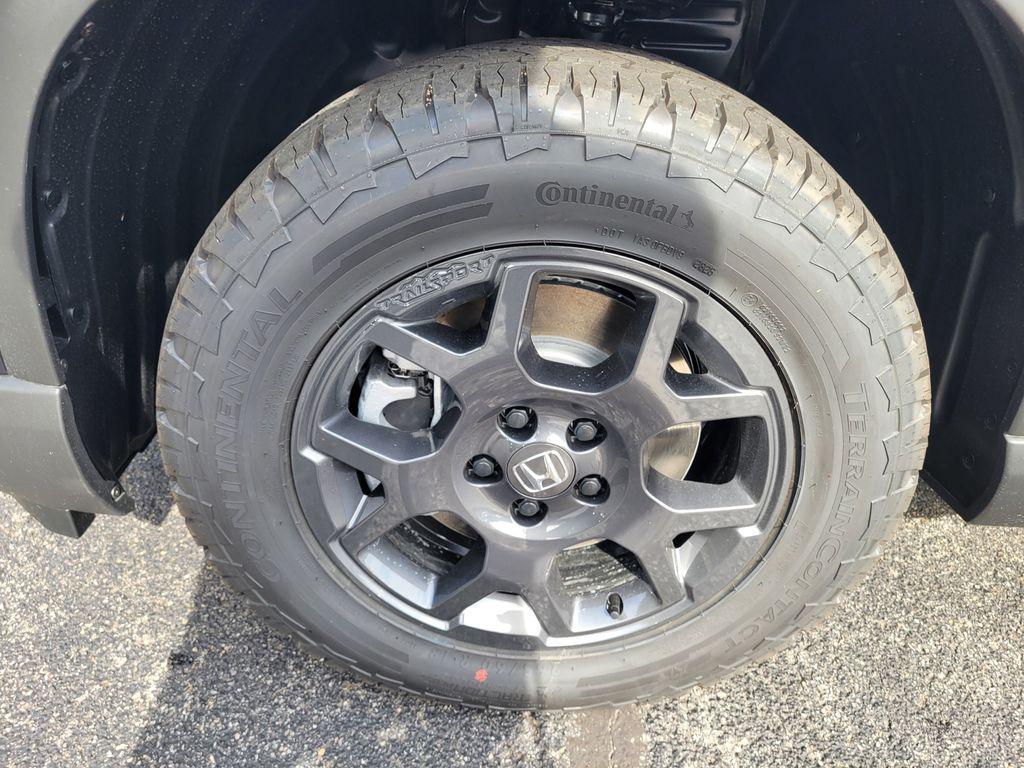 new 2025 Honda Pilot car, priced at $51,375