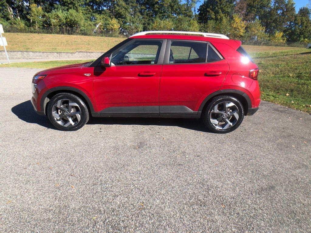 used 2021 Hyundai Venue car, priced at $14,786