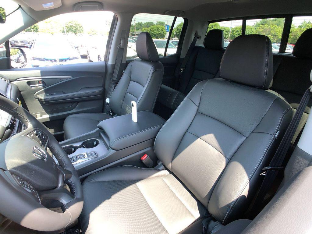 new 2025 Honda Ridgeline car, priced at $46,585