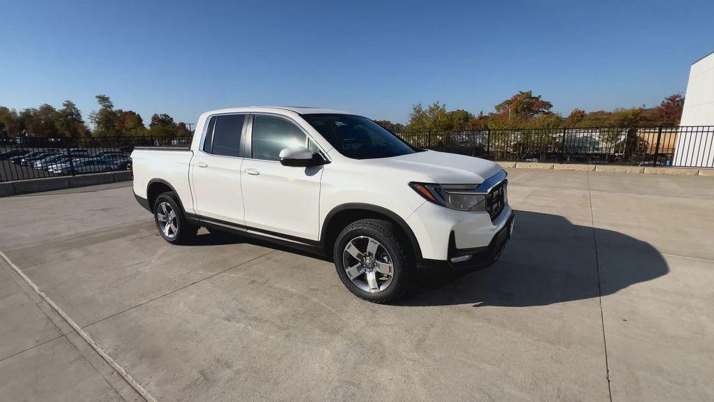 new 2025 Honda Ridgeline car, priced at $46,585