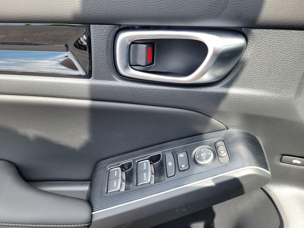 new 2026 Honda Civic Hybrid car, priced at $33,445