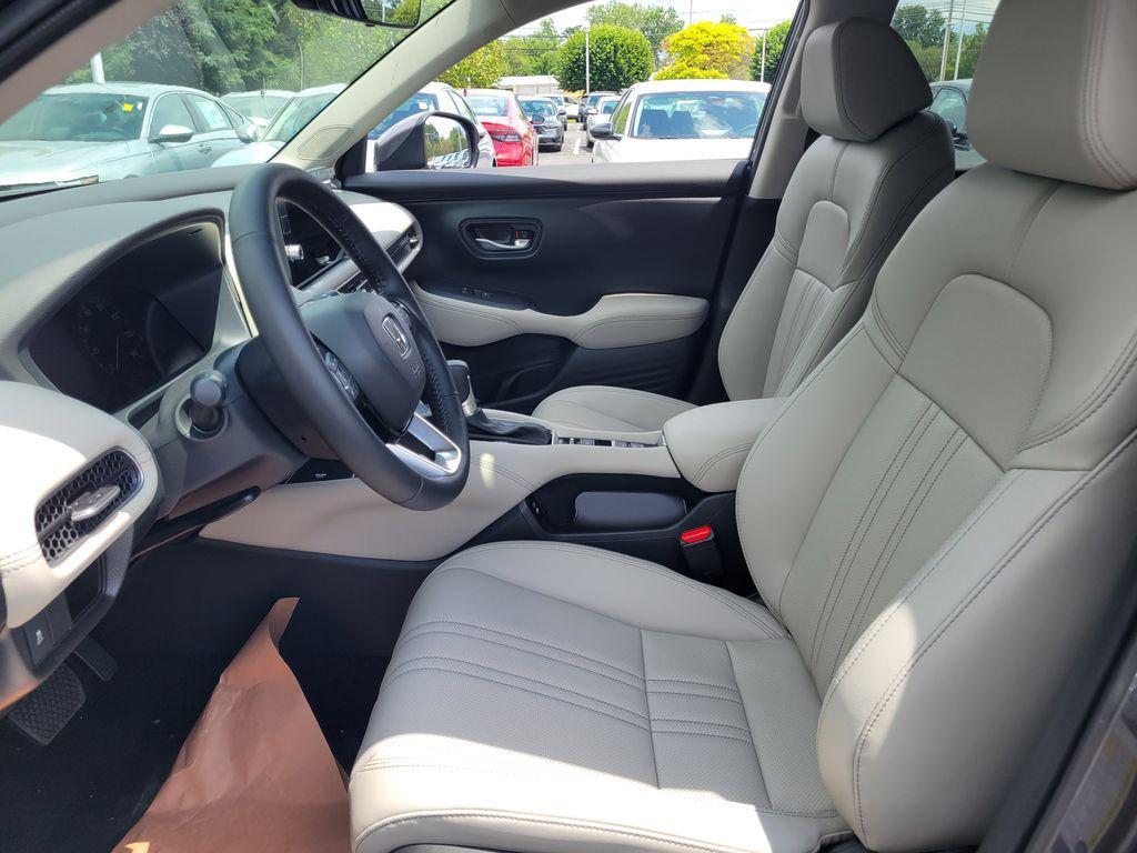 new 2026 Honda HR-V car, priced at $32,945