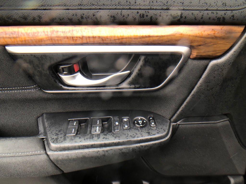 used 2018 Honda CR-V car, priced at $14,999