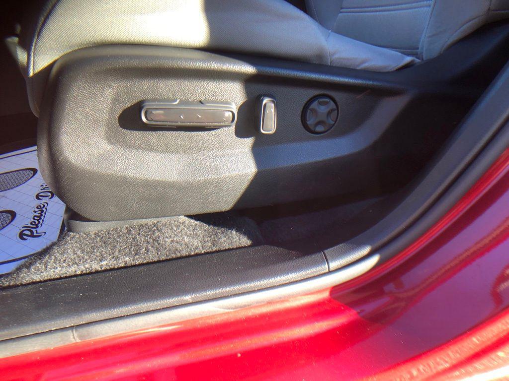 used 2022 Honda CR-V car, priced at $28,099