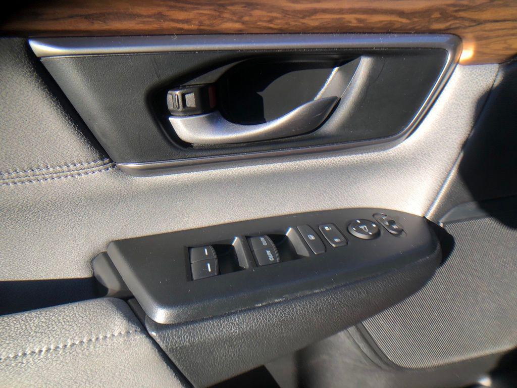 used 2022 Honda CR-V car, priced at $28,099