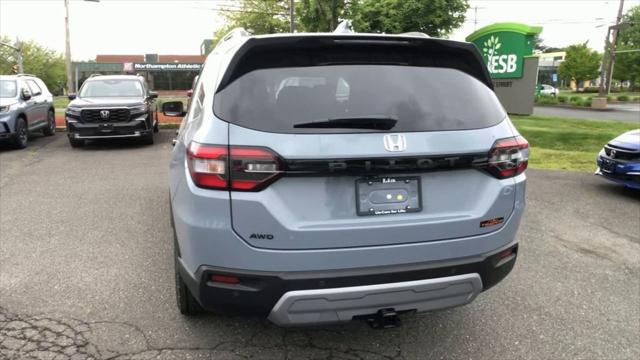 new 2025 Honda Pilot car, priced at $51,305