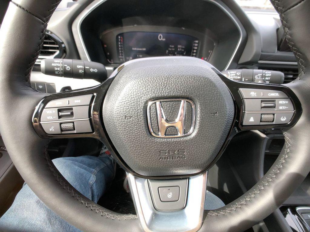 new 2025 Honda Pilot car, priced at $55,030