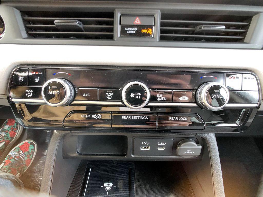 new 2025 Honda Pilot car, priced at $55,030