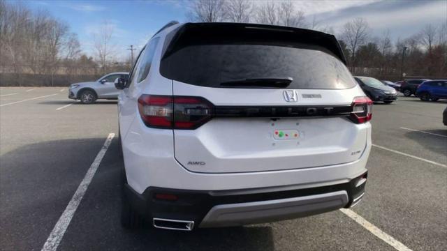 new 2025 Honda Pilot car, priced at $54,985