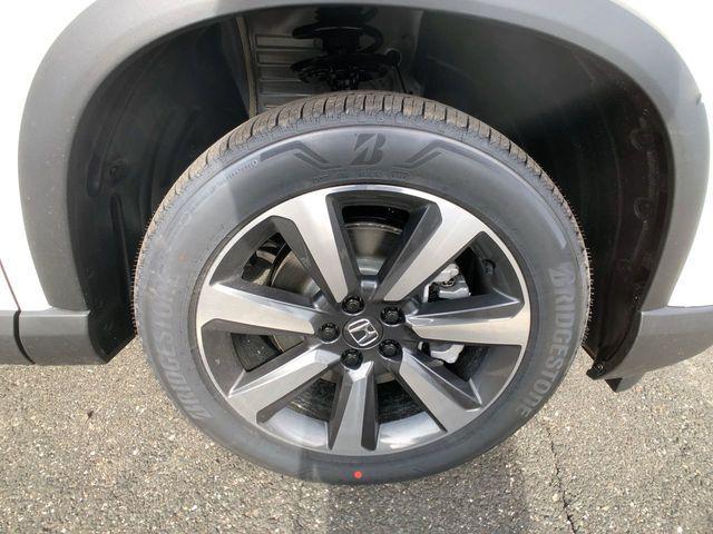 new 2025 Honda Pilot car, priced at $54,985