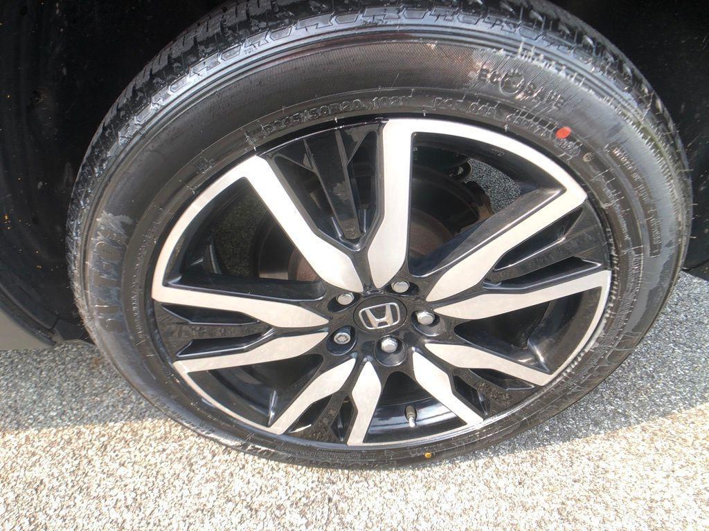 used 2022 Honda Pilot car, priced at $37,545