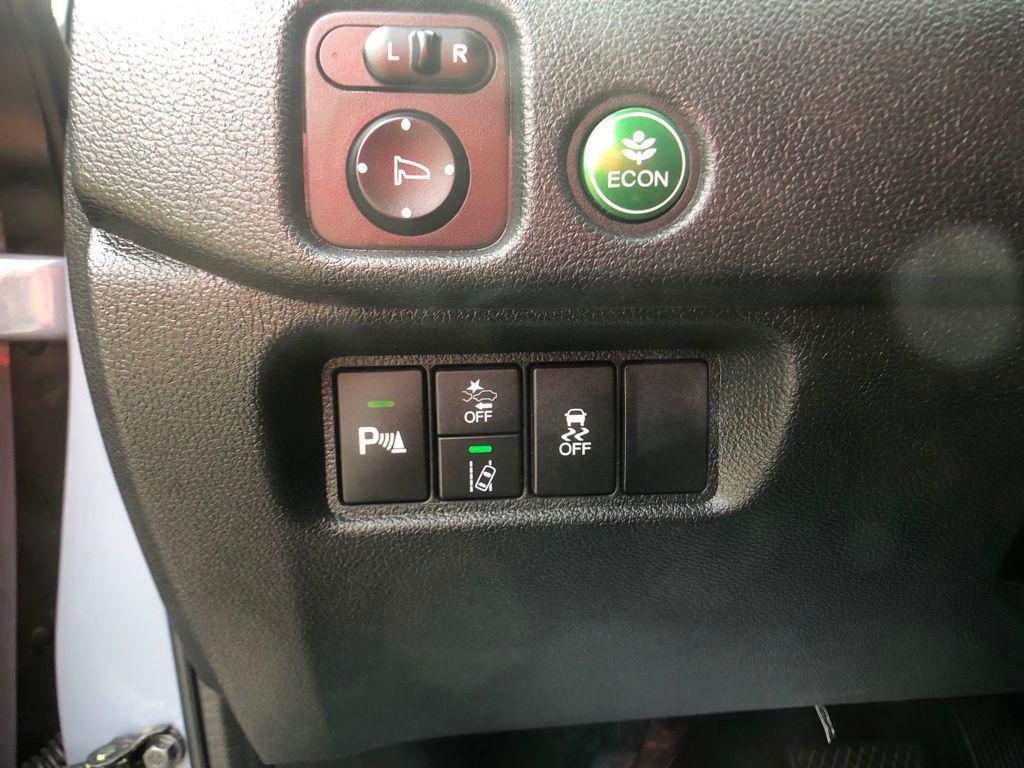 used 2022 Honda Pilot car, priced at $37,545