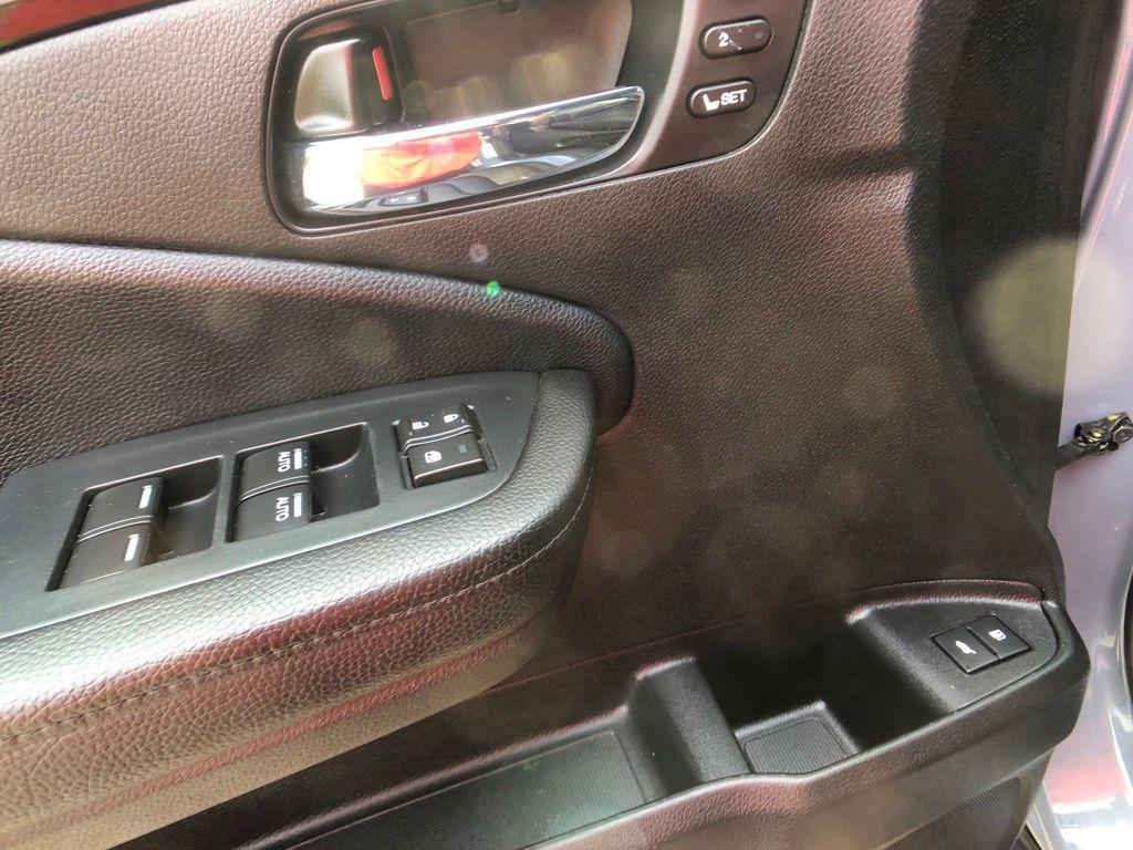 used 2022 Honda Pilot car, priced at $37,545
