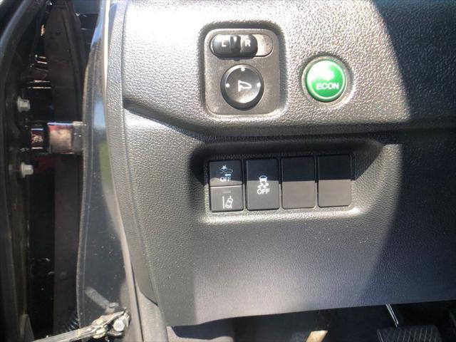 used 2022 Honda Pilot car, priced at $33,190