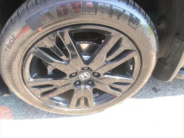 used 2022 Honda Pilot car, priced at $33,190