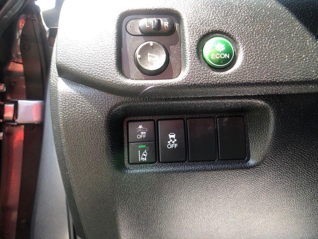 used 2021 Honda Pilot car, priced at $27,490