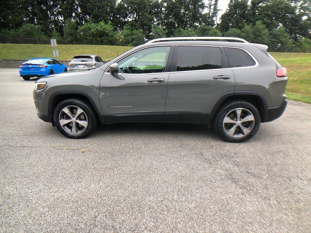 used 2020 Jeep Cherokee car, priced at $18,619