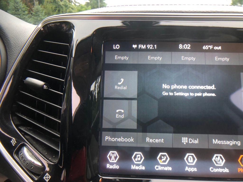 used 2020 Jeep Cherokee car, priced at $18,619