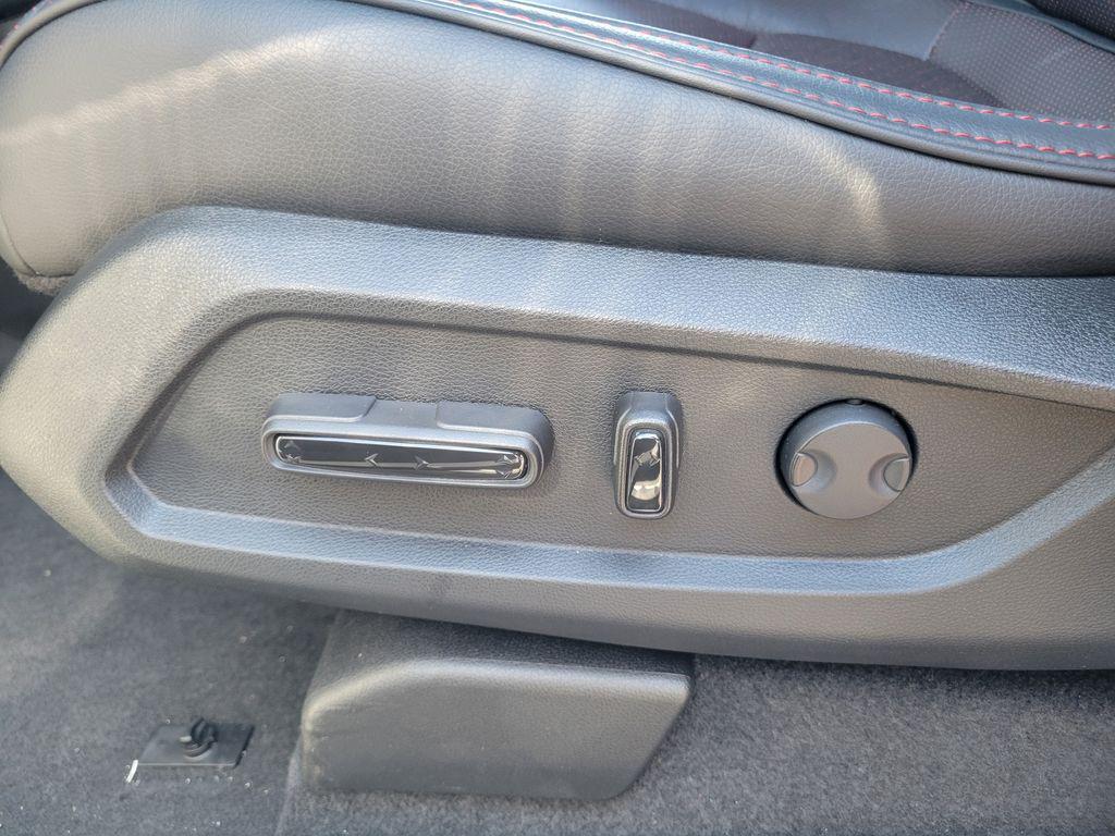 new 2025 Honda Pilot car, priced at $56,075