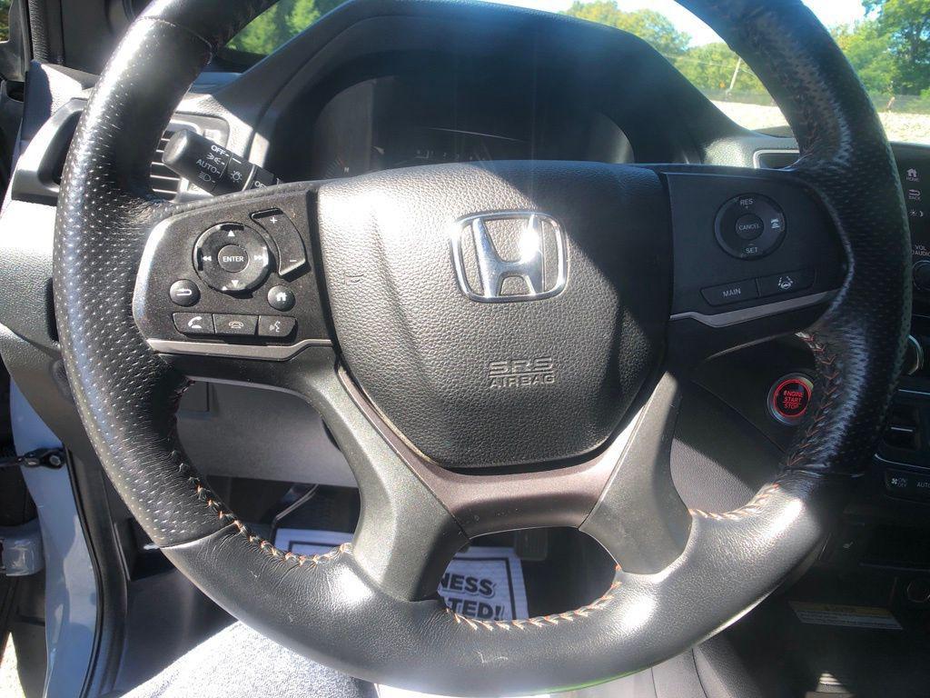 used 2022 Honda Passport car, priced at $33,598