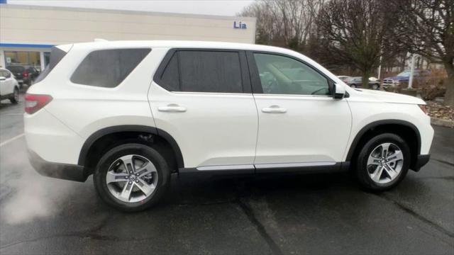 new 2025 Honda Pilot car, priced at $47,505
