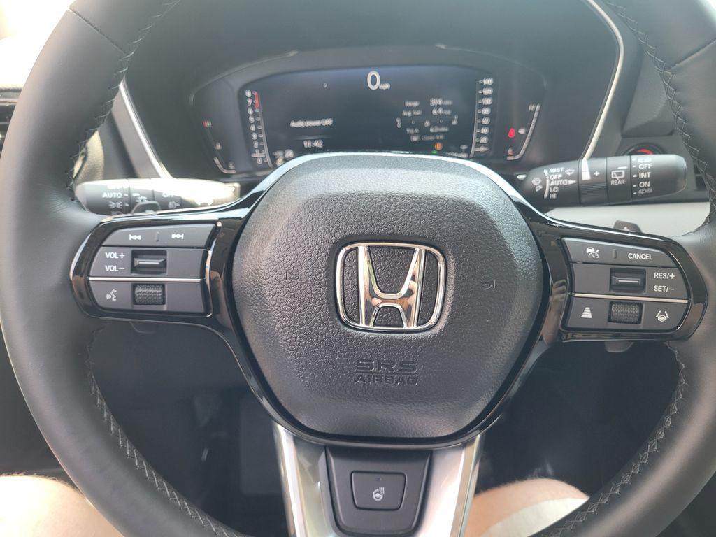 new 2025 Honda Pilot car, priced at $56,705