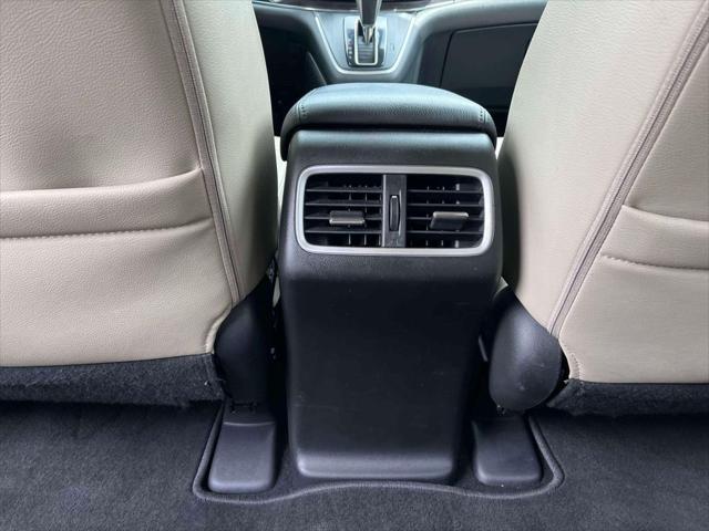 used 2015 Honda CR-V car, priced at $13,300