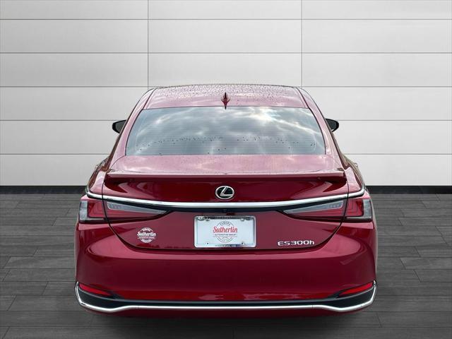 used 2025 Lexus ES 300h car, priced at $46,700