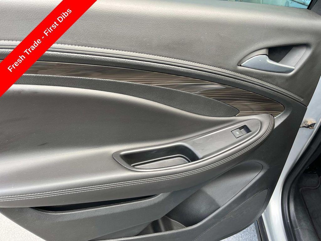used 2019 Buick Envision car, priced at $15,400