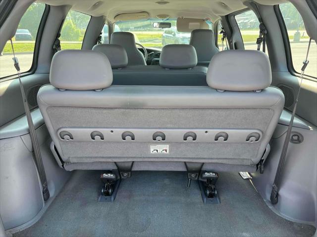 used 2000 Dodge Caravan car, priced at $5,000