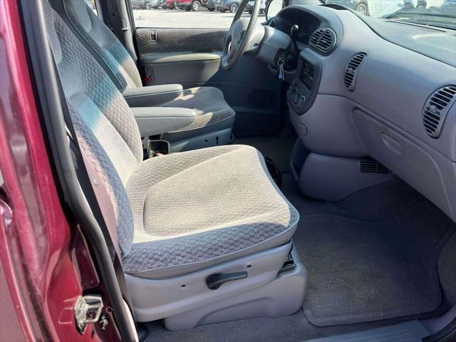 used 2000 Dodge Caravan car, priced at $5,000